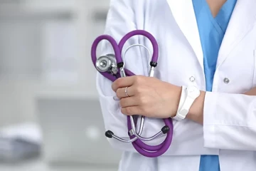 නොදන්වා හොර රහසේම මෙරට අතහැර ගිය විශේෂඥ වෛද්‍යවරුන්ට වැඩ වරදී.