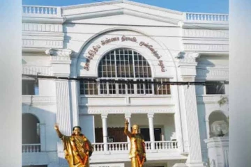 ரூ.50 கோடி செலவு செஞ்சாலும் அதிமுக ஜெயிக்க முடியாது - சி.வி.சண்முகம் எச்சரிக்கை