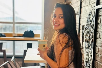 எதிர்நீச்சல் சீரியல் நடிகை மதுமிதாவா இது.. ட்ரெண்டி உடையில் வேற லெவல் லுக