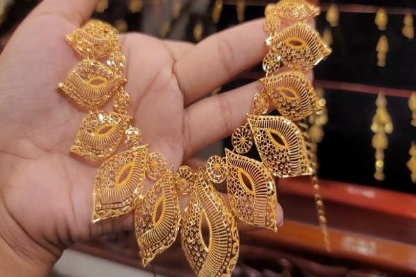 வருடத்தின் கடைசி நாளில் தங்கத்தின் விலையில் நிலவரம் என்ன? | Gold Rate December 31 2025 India