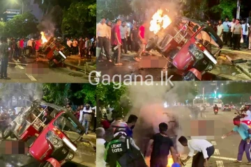 ගාලු පාරේ ත්‍රීරෝද රථයක හදිසි ගින්නක්..එම අවස්ථාවේ පිරිසක් එක්ව කළ දේ මෙන්න(PHOTOS)