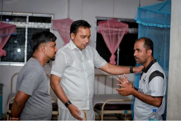 தாக்கப்பட்ட ஊடகவியலாளர் நேரில் சென்று பார்வையிட்ட  வியாழேந்திரன்!