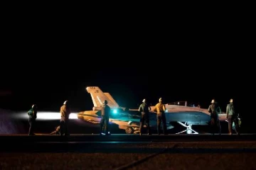 பதிலடி உறுதி... அமெரிக்கா மற்றும் பிரித்தானியாவுக்கு மிரட்டல் விடுத்த ஹவுதிகள்