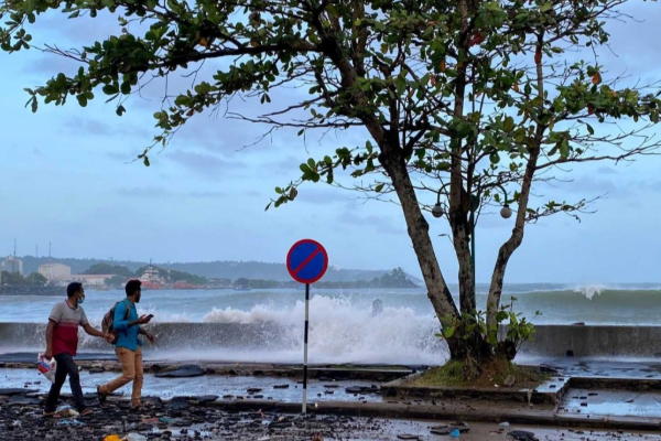 நாட்டில் ஏற்பட்ட பேரனர்த்தம்.. கடுமையாக சேதமடைந்துள்ள கடற்கரை பகுதிகள் | Major Disaster Country Coastal Areas Damaged நாட்டில் ஏற்பட்ட பேரனர்த்தம்.. கடுமையாக சேதமடைந்துள்ள கடற்கரை பகுதிகள் | Major Disaster Country Coastal Areas Damaged