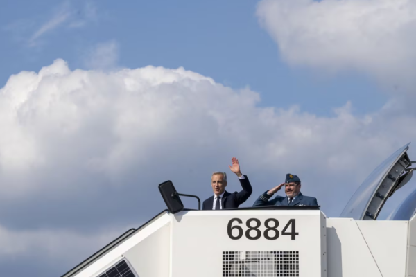 கனடிய பிரதமர் அவசரமாக எகிப்திற்கு விஜயம் | Pm Carney Making Last Minute Trip To Egypt