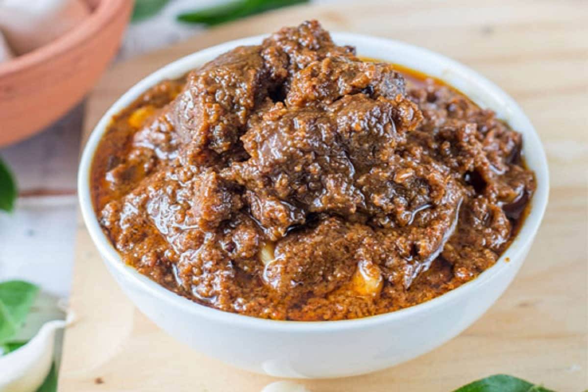 மதுரை பாணியில் காரசாரமான சிக்கன் கொத்துக்கறி... பண்ணலாமா? | Madurai Style Chicken Kothu Kari Recipe In Tamil