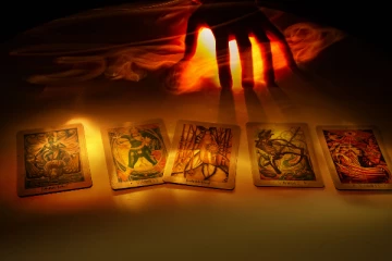 வெளியில் தலைகாட்ட முடியாத பிரச்சனையா? அப்ப இந்த கிழமையில் மட்டும் இத செய்யுங்க!