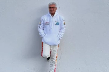 கார் ரேஸ் முடிந்து சென்னை திரும்பிய நடிகர் அஜித்.. வைரலாகும் போட்டோ