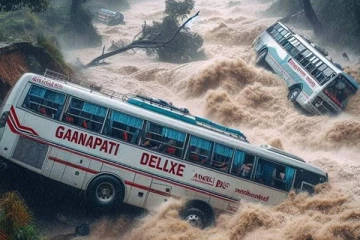 நேபாளத்தில் பயணிகளுடன் அடித்துச் செல்லப்பட்ட இரு பஸ்கள்