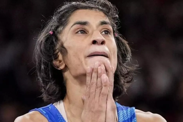 தலை நிமிர்ந்து நடக்க வேண்டும்.. வினேஷ் போகத்துக்கு ஆதரவாக பேசிய முன்னணி நடிகை நயன்தாரா! | Nayanthara Supports Vinesh Phogat