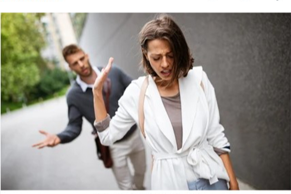 EX மேல கடுப்பா - காதலர் தினத்தில் கரப்பான் பூச்சிகளுக்கு பெயரிட அழைப்பு! | Canada Zoo Invites Name Cockroaches On Lovers Day