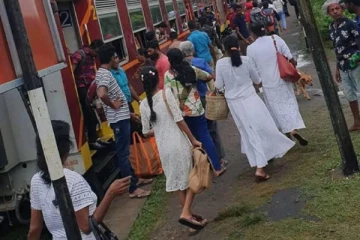 04 அலுவலக ரயில்கள் இரத்து