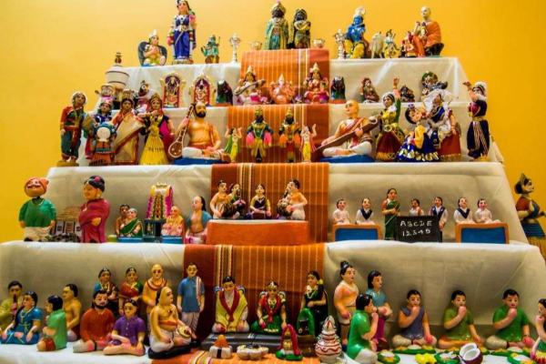 நவராத்திரி 2025: கொலு அமைத்து வழிபாடு செய்வதற்கான முக்கியமான நேரம் | 2025 Navaratri Celebration And Worship Timing