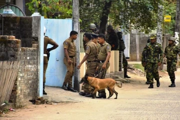 வவுனியாவில் இளைஞர் ஒருவர் விசேட அதிரடி படையினரால் கைது