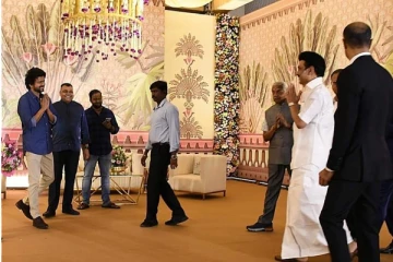 முதலமைச்சர் மு.க.ஸ்டாலினை சந்தித்த நடிகர் விஜய் - வைரலாகும் புகைப்படங்கள்