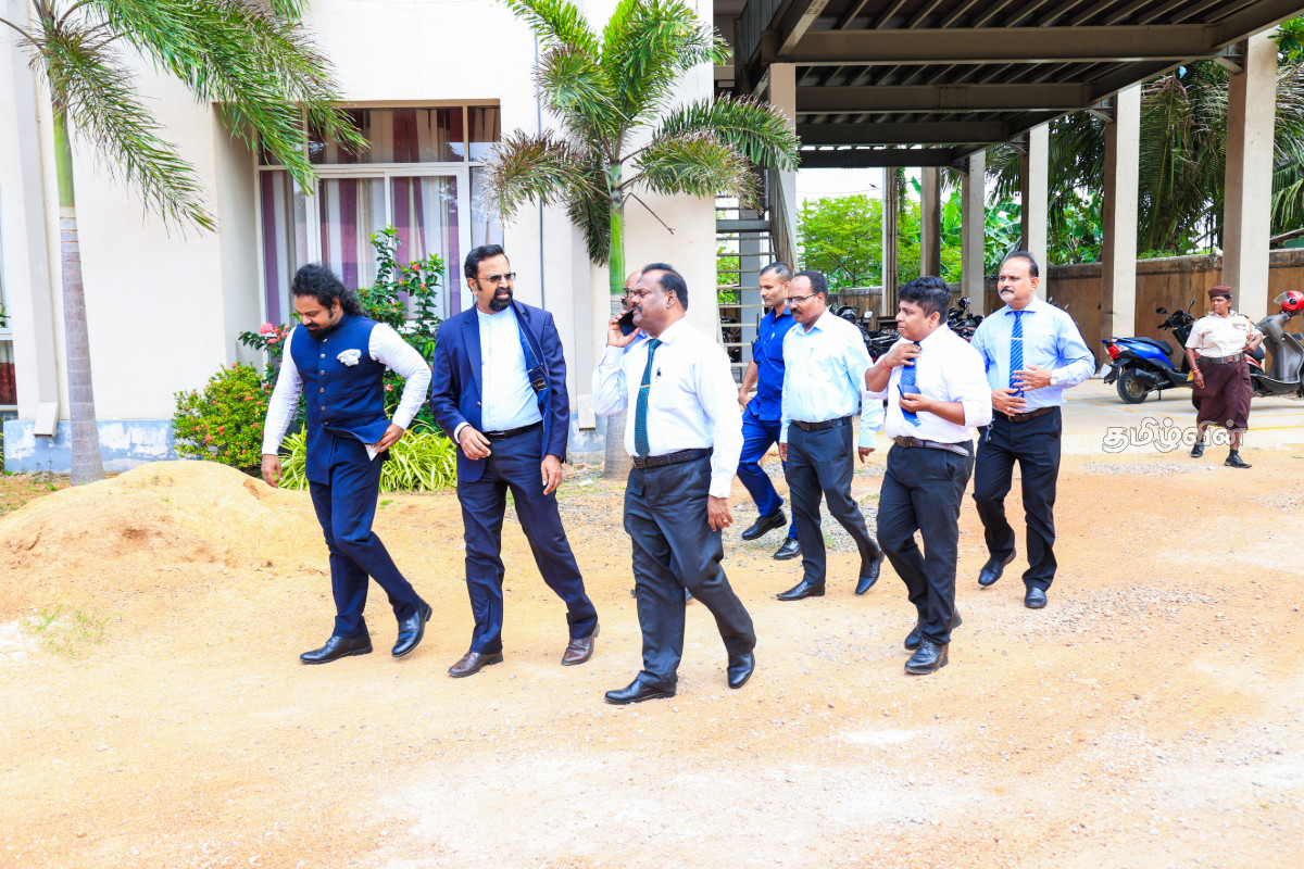இந்தியத் துணைத்தூதுவர் சாய்முரளி யாழ்.பல்கலைக்கழகத்திற்கு விஜயம் | Visit Indian Deputy High Commissioner Uni Jaffna இந்தியத் துணைத்தூதுவர் சாய்முரளி யாழ்.பல்கலைக்கழகத்திற்கு விஜயம் | Visit Indian Deputy High Commissioner Uni Jaffna