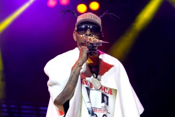 සුප්‍රසිද්ධ ගායක කූලියෝ ජීවිතක්ෂයට..! (PHOTOS)