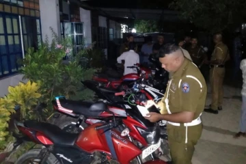 நிந்தவூரில் வீதிப் பந்தயத்தில் ஈடுபட்ட மோட்டார் சைக்கிள்கள் பறிமுதல்