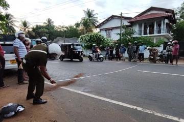 பெரும் சேதத்ததை ஏற்படுத்திய லொறி விபத்து ; பரிதாபமாக பிரிந்த உயிர்