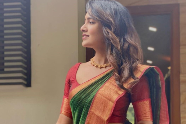 என்ன இப்படி மாறிட்டீங்க!..இதுவரை இல்லாத கவர்ச்சியில் நடிகை வாணி போஜன் | Vani Bhojan Latest Hot Photoshoot