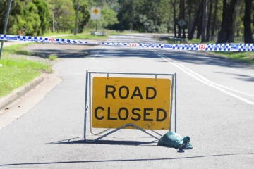 අදත් පාර්ලිමේන්තු පිවිසුම් ප්‍රධාන මාර්ගයක් වසා දැමේ...