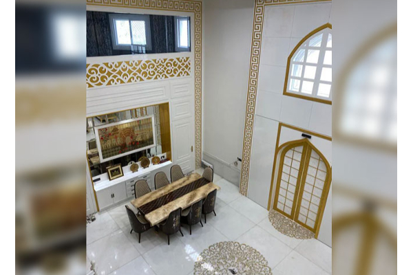 உருவானது புதிய தாஜ்மாஹால் மீண்டும் தோன்றிய ஷாஜகான் - வைரலாகும் புகைப்படம் | Husband Builds Taj Mahal Like Home For Wife