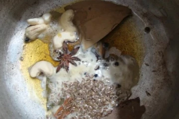 ஓட்டல் சுவையில் சீரா ரைஸ்.... யாரெல்லாம் சாப்பிட்டலாம்! உடல் முழுவதும் அதிசயம் நடக்கும்!