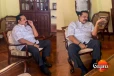 අම්මෝ මහින්ද මහත්තයා පරණ යාළුවෙක් බලන්න ගිහින්