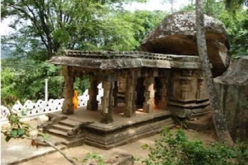 தென்னிலங்கையில் விகாரைக்குள் மறைத்து வைக்கப்பட்ட இந்துக் கோயில்!