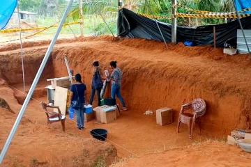 வீதியில் பெருமளவான மனித எச்சங்கள் இருக்கலாமென அச்சம்: சட்டத்தரணி வி.கே.நிறஞ்சன் (Photos)