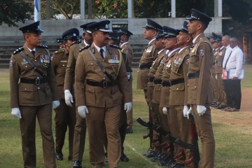 கல்முனை தலைமையக பொலிஸ் நிலைய வருடாந்த அணிவகுப்பு மரியாதை மற்றும் பரிசோதனை