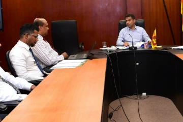 මේ උපාධිධාරීන්ගෙන් රජයට සේවයක් ගැනීමට සූදානමක් - නව වැඩසටහනක් ගැන දැනුම්දෙයි