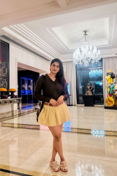 ஷாட் உடையில் ஷிவானி நாராயணன் வெளியிட்ட போட்டோஸ் | Shivani Narayanan Short Dress Photos