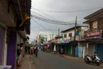 கொரோனா அச்சம்- திருமலையில் மூடப்பட்ட வர்த்தக நிலையங்கள்!