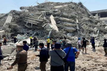 1000 ஐ கடந்த மியான்மார் நில நடுக்க பலி எண்ணிக்கை