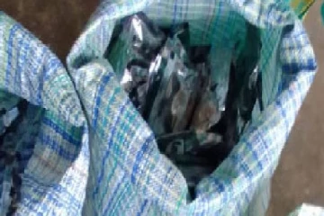 யாழில் கிளைபோசேட் பாக்கெட்டுகளுடன் இருவர் கைது