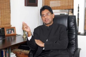 வடமாகாண அரச திணைக்களங்களிற்கு ஆளுநரின் உத்தரவு