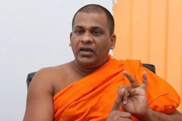 இலங்கையில் மீண்டும் தாக்குதல் நடக்கலாம்! - ஞானசார தேரர் எச்சரிக்கை