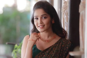 கதாநாயகியாக அறிமுகமாகும் 16 வயது அஜித்தின் ரீல் மகள் ! வெளியான லேட்டஸ்ட் தகவல்