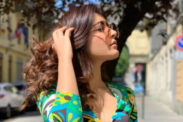 நடிகை ராஷி கண்ணாவின் வைரல் க்ளிக்! | Viral Click By Actress Rashi Khanna