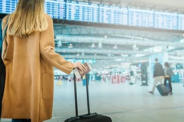 சுற்றுலாப் பயணிகளின் எண்ணிக்கையில் திடீர் வீழ்ச்சி! சுற்றுலாத்துறை அமைச்சர் தகவல்