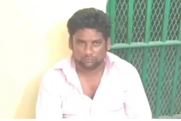 விடுதியில் தங்கி படிக்கும் மாணவர்களை பாலியல் வன்கொடுமை செய்த நபர் - நெஞ்சை பதற வைத்த சம்பவம்