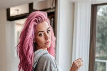 மாதம் 9 லட்சம் சம்பாதிக்கும் மாடல் உலகின் டாப் அழகி பற்றிய ஆச்சரியமூட்டும் தகவல்!