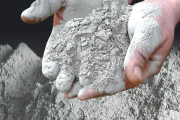 இலங்கையில்  உச்சத்தை தொட்ட சீமெந்து விலை!