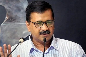 அம்பேத்கர்.. பகத்சிங் படங்களுக்கு மட்டுமே இனி அனுமதி - முதலமைச்சர் பேச்சால் சர்ச்சை