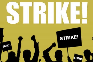 අධ්‍යාපන අමාත්‍යාංශය ඉදිරිපිට විරෝධතාවක්..