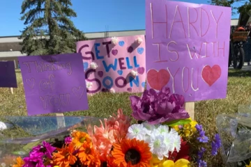 கனடாவில் வகுப்புத் தோழியின் கொடூர தாக்குதலுக்கு இலக்கான மாணவிக்கு குவியும் உதவிகள்