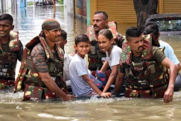 கடும் வெள்ளத்தால் பாதிக்கப்பட்ட வட இந்திய மாநிலம்.., 1 லட்சத்துக்கும் மேற்பட்டோர் பாதிப்பு