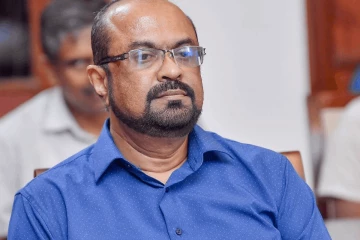 බලශක්ති ඇමතිට එරෙහි විශ්වාසභංගය අද කථානායකට