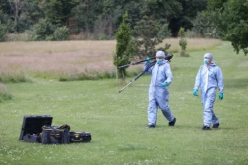 லண்டன் பூங்காவில் தீயில் கருகிய நிலையில் ஆணின் சடலம் கண்டெடுப்பு